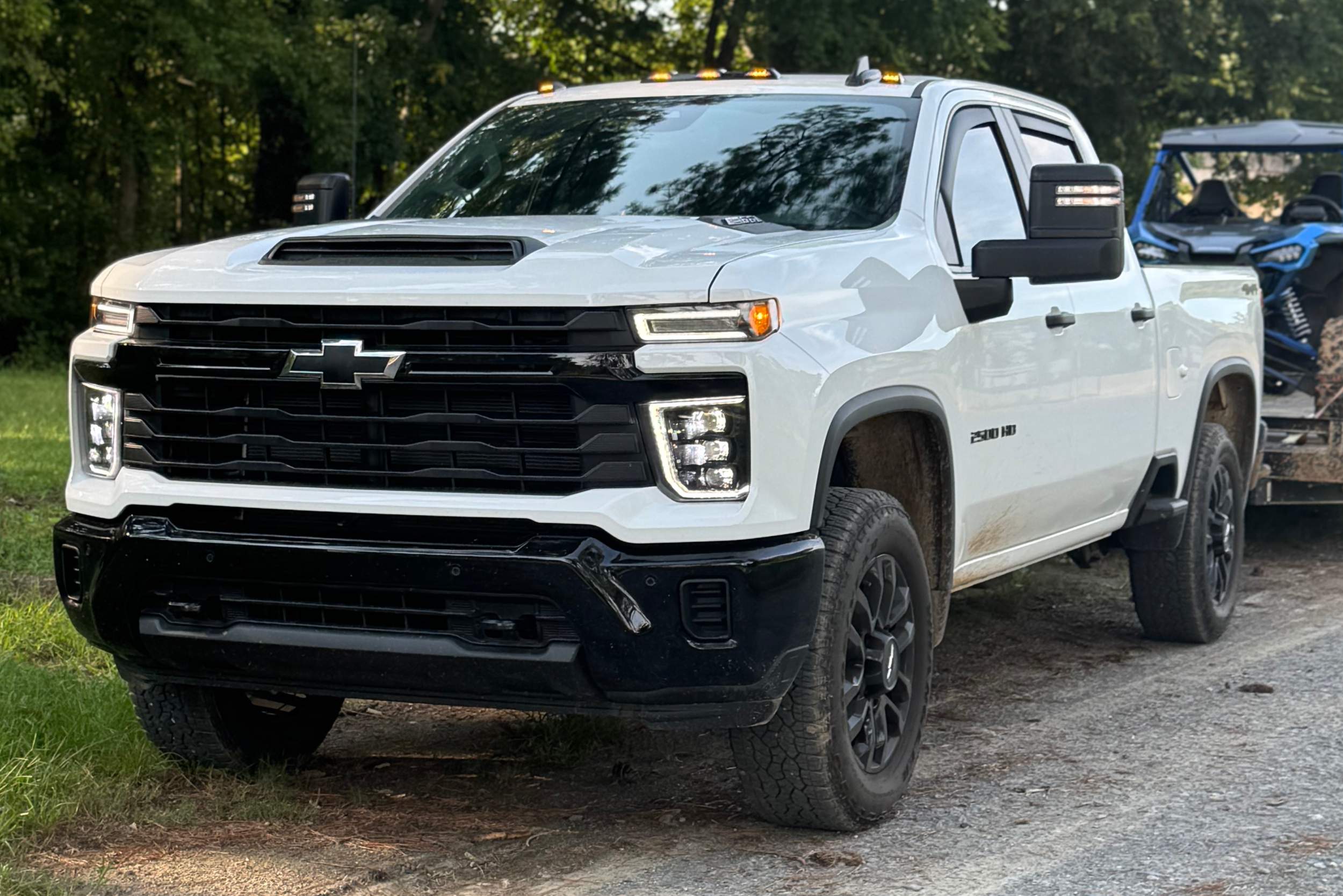 XB LED Headlights: Chevrolet Silverado HD (20-24 / Set)