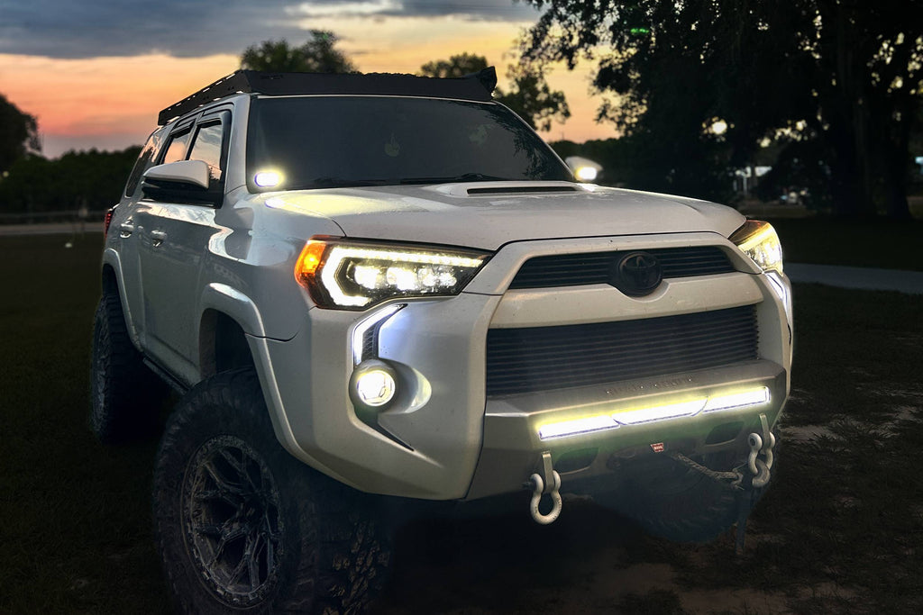 Morimoto 2Banger Ditch Light Kit: 14-24 4Runner (NCS White Combo Beam)