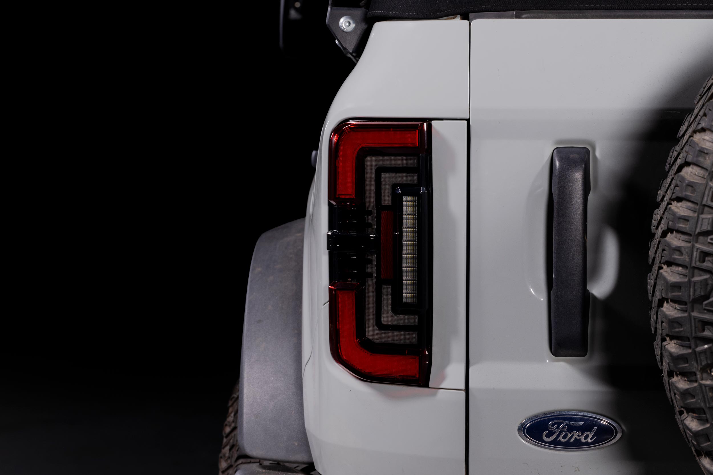 XB LED Tail Lights: Ford Bronco (21+ / Smoked Lens / Set)