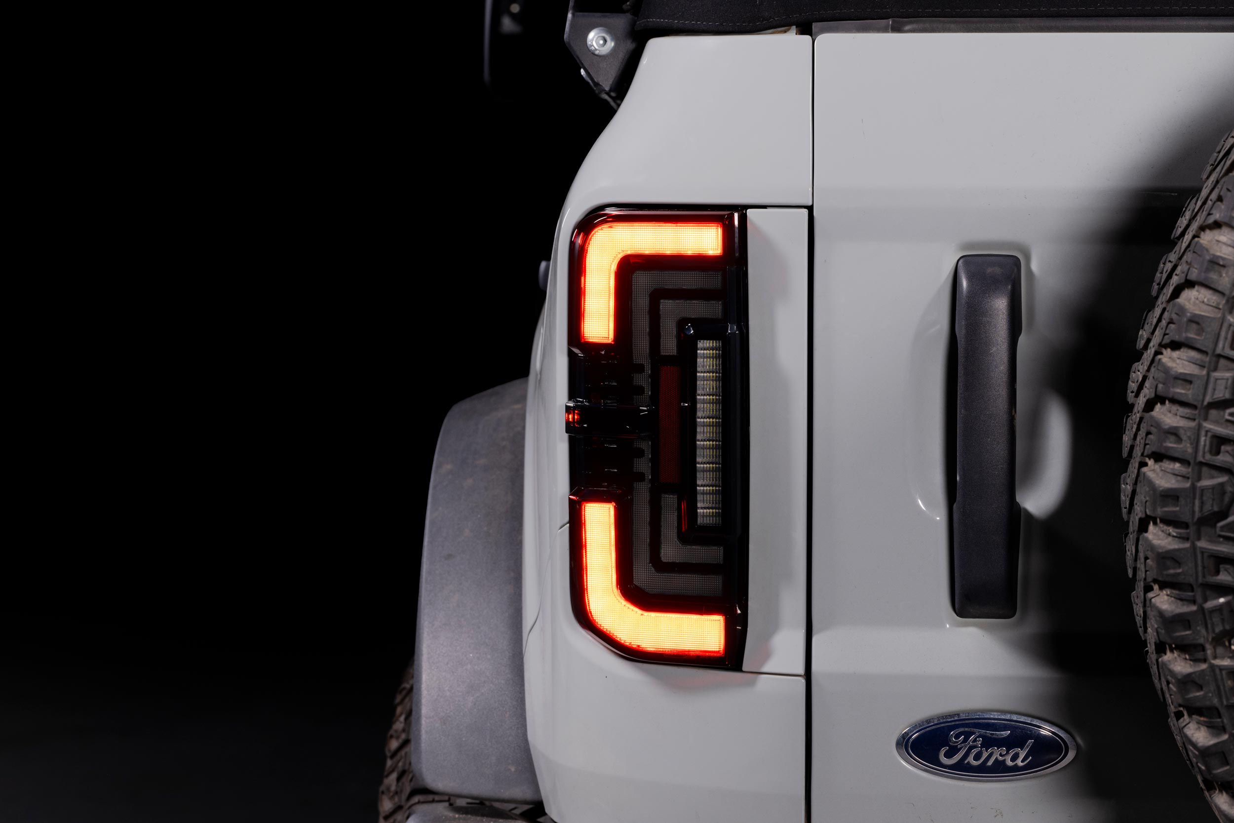 XB LED Tail Lights: Ford Bronco (21+ / Smoked Lens / Set)