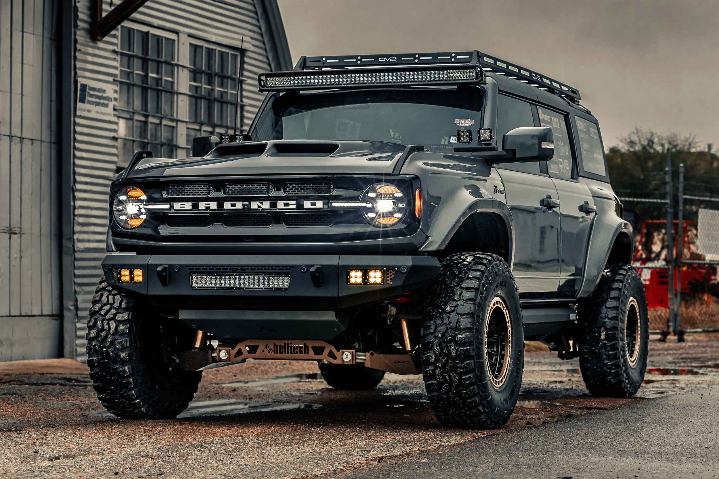 XB LED Headlights: Ford Bronco (21+ / White DRL / Set)
