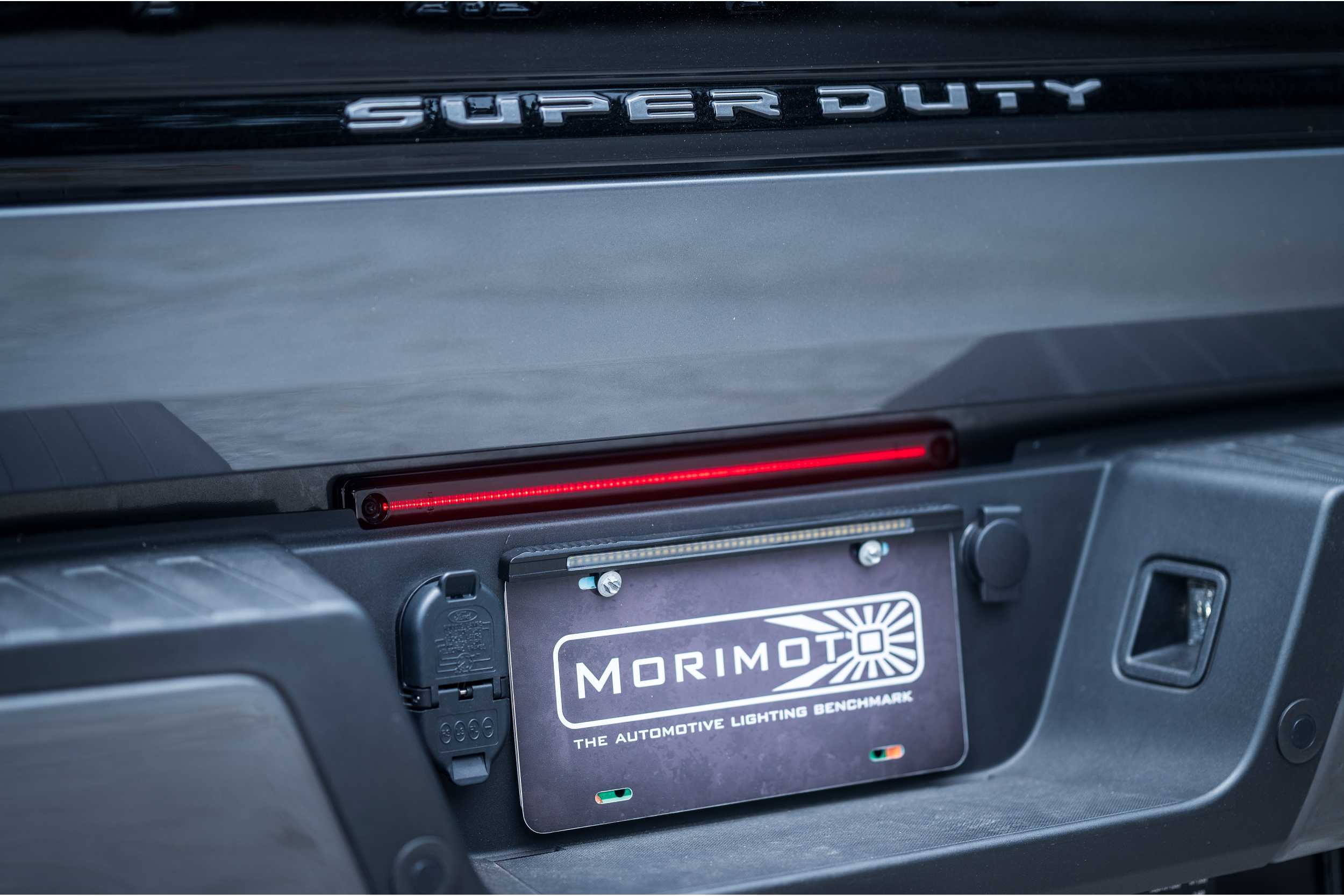 XB LED Center Marker Light: Super Duty DRW (17+)