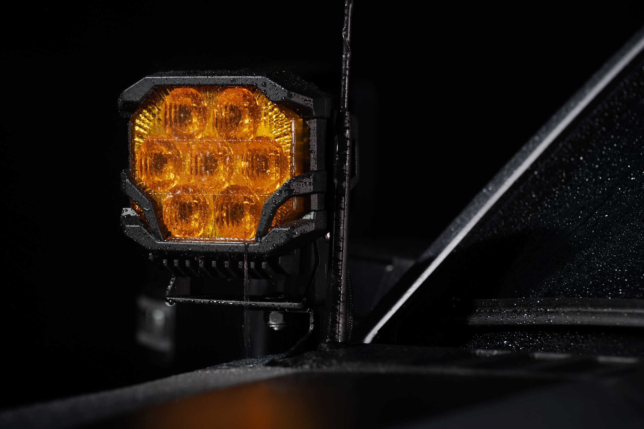 Morimoto BigBanger Ditch Light Kit: 23-27 Super Duty (HXB Yellow Combo Beam)