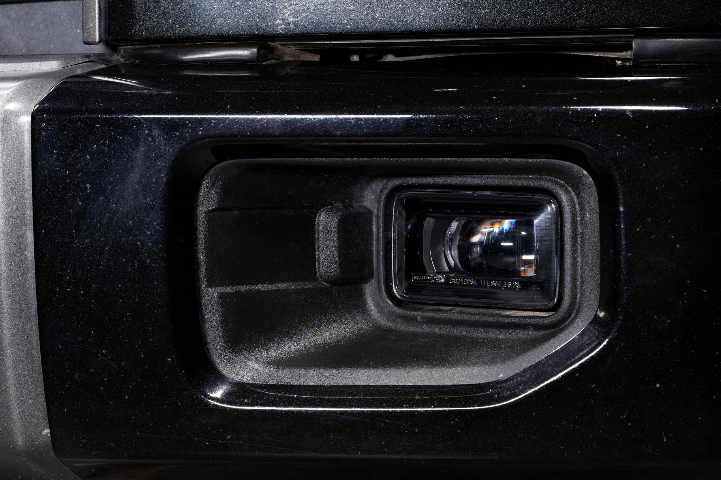 XB Evo+ Fog Lights: Type F2 (White + Yellow / Set)