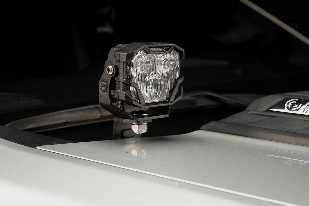 Morimoto 4Banger Ditch Light Kit: 20-24 Silverado HD (HXB Yellow Combo Beam)