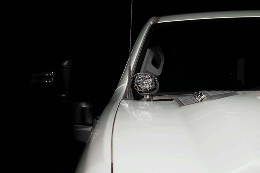 Morimoto 4Banger Ditch Light Kit: 20-24 Silverado HD (HXB Yellow SAE Wide Beam)