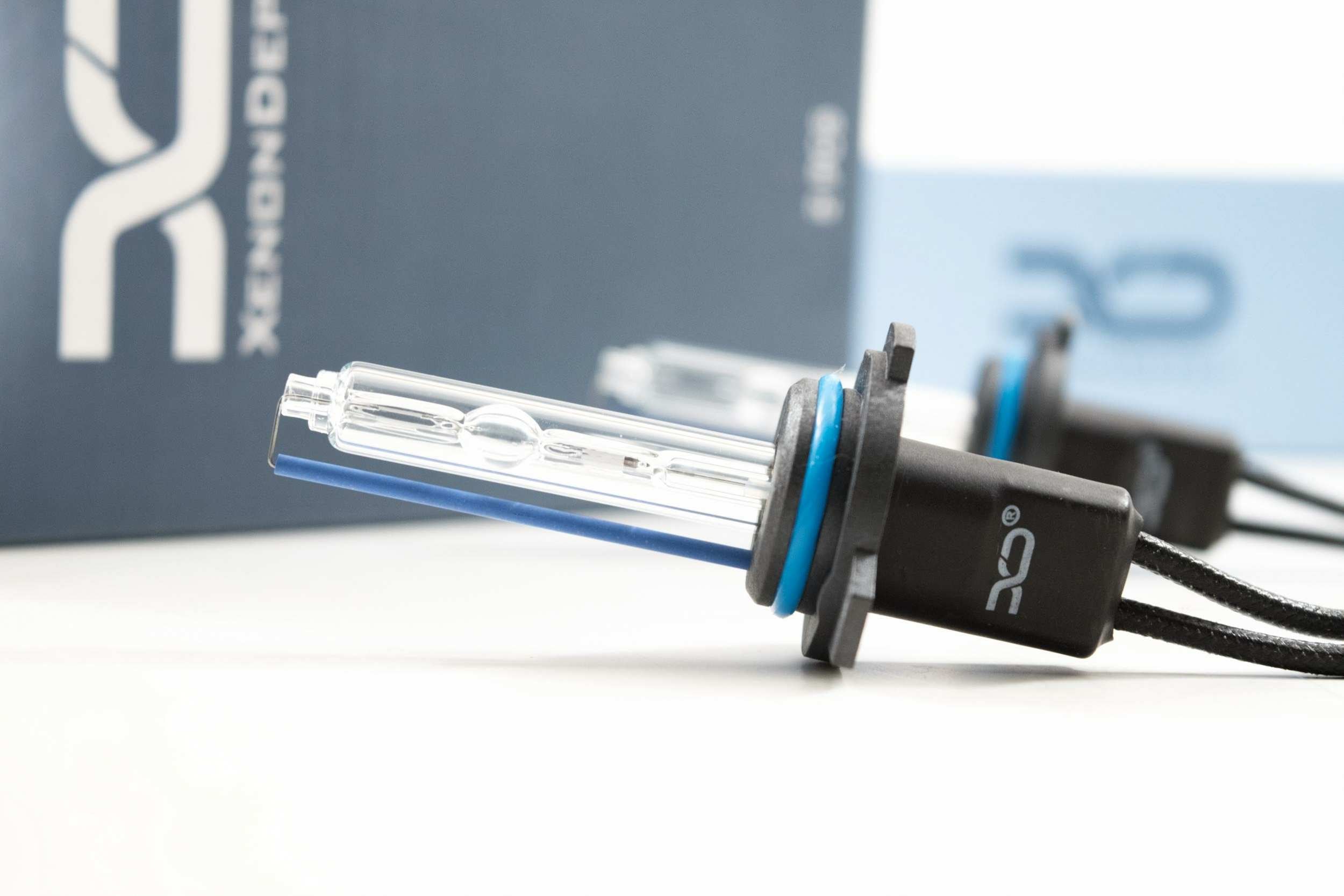 9012: XTR 3000K HID Bulbs (Pair)