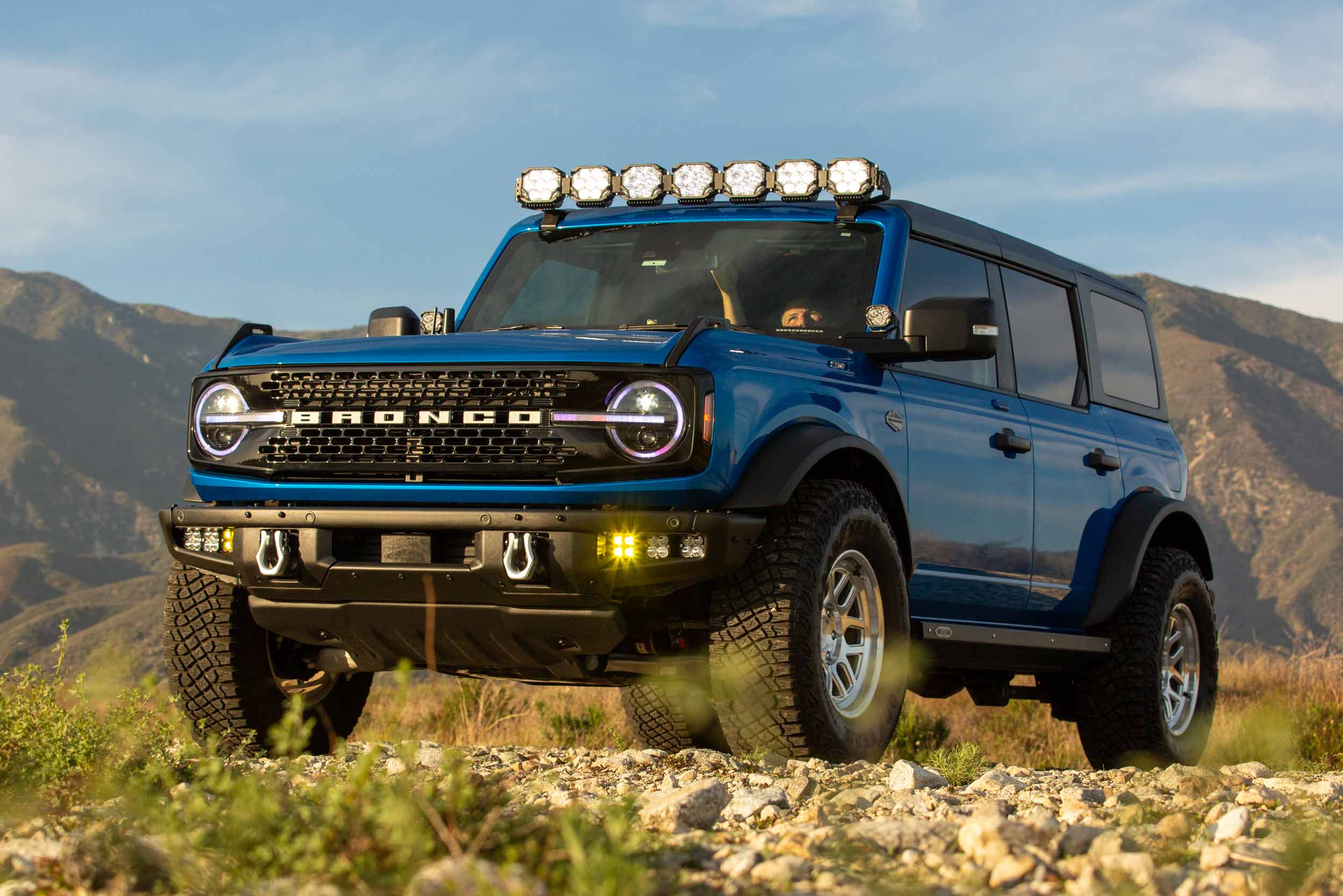 BigBanger Bar: 2021+ Bronco (HXB / Yellow)