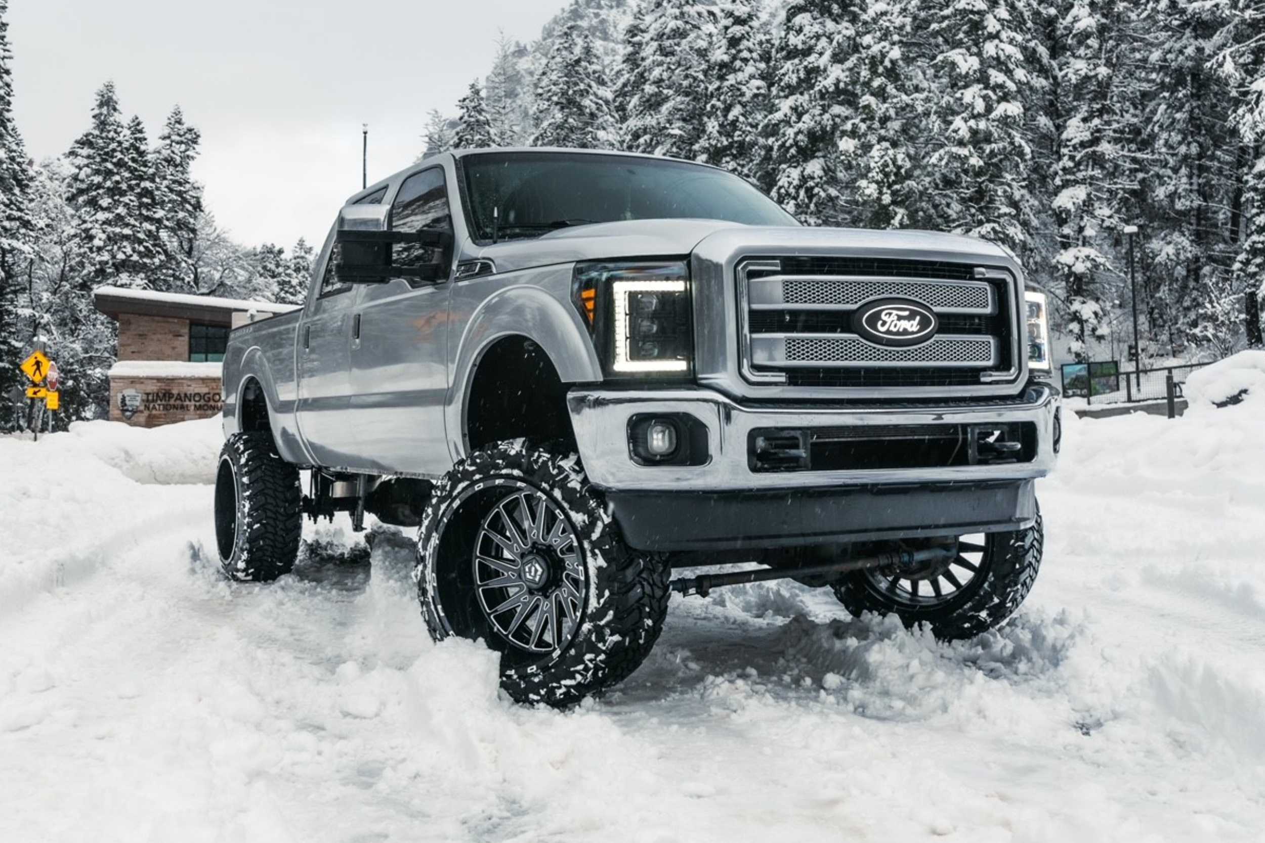 11-16 Ford Super Duty White DRL Heads and Red Tails