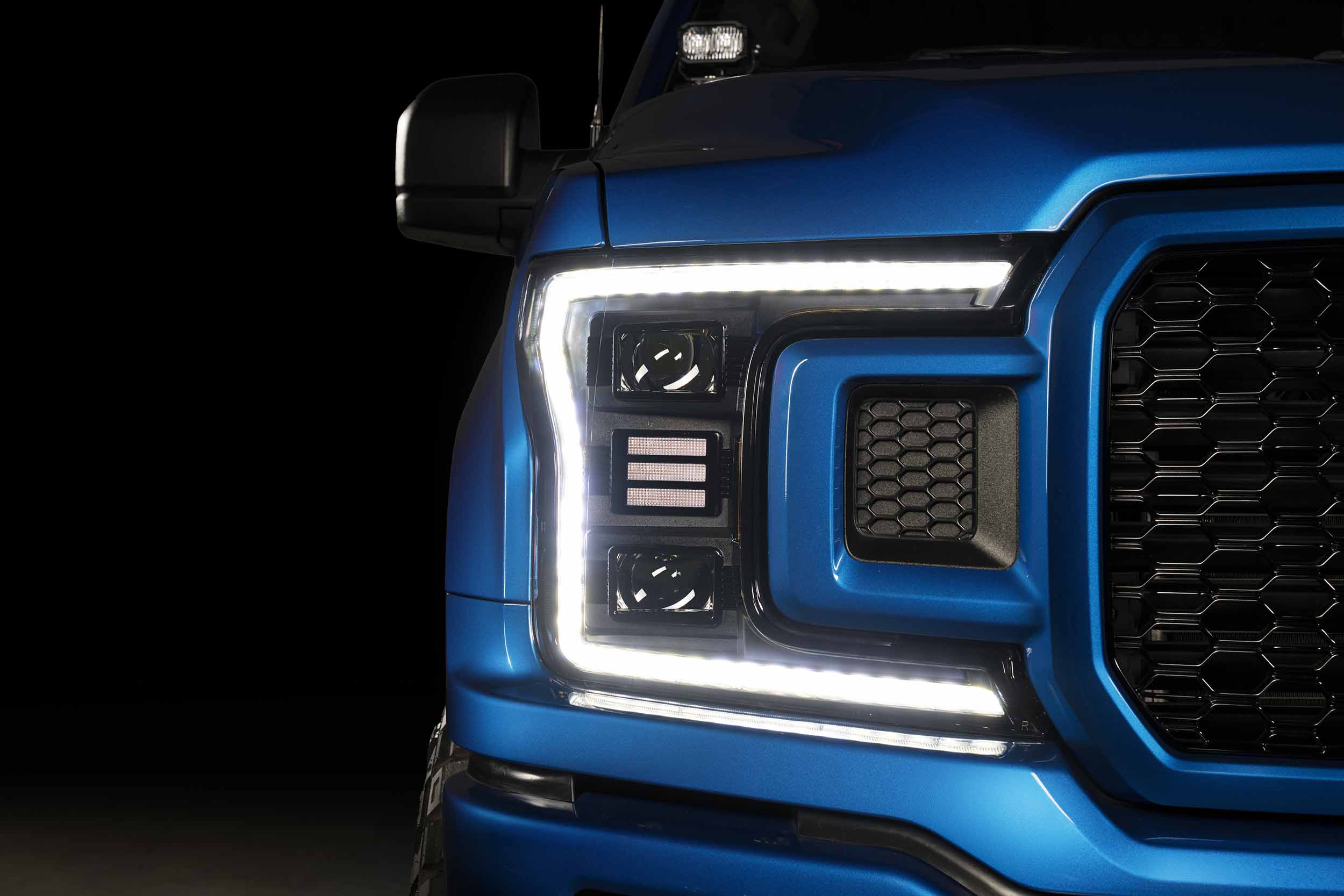 18-20 Ford F-150 Hybrid Heads and Red Tails