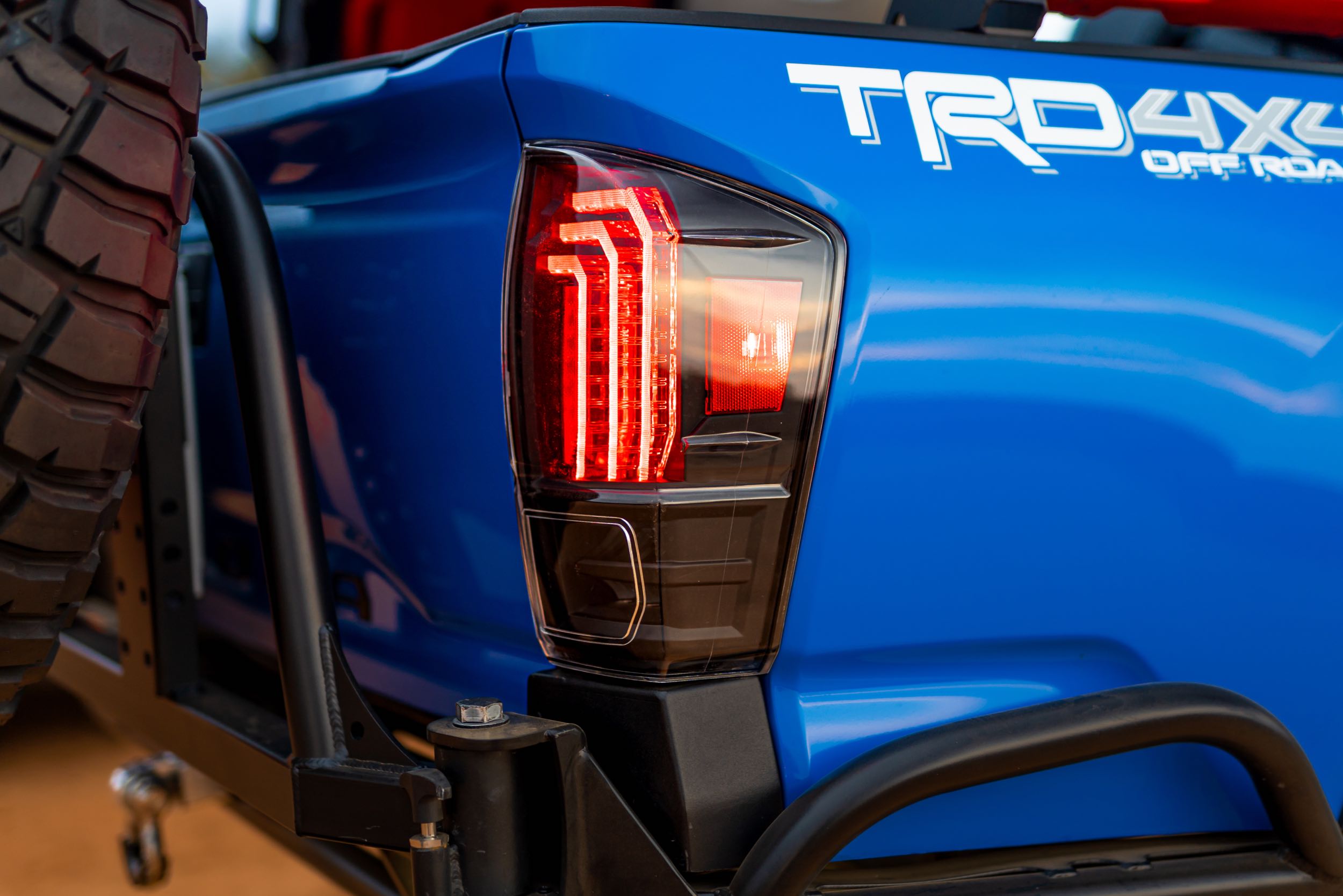 16-23 Tacoma Evo Hybrid Heads and ClearTails