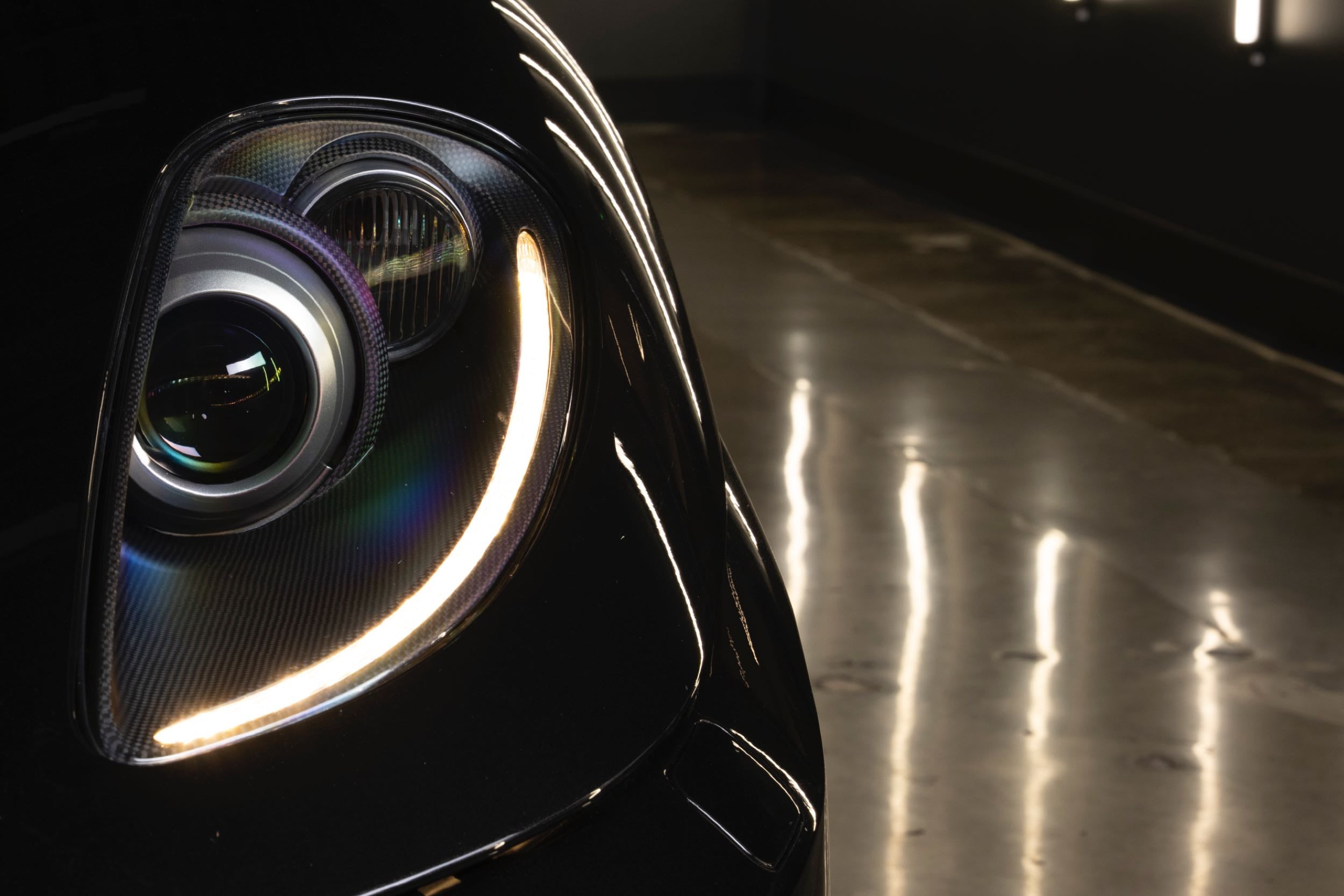Founders Headlights: Ferrari 430 (RHD/Carbon Fiber/Amber)