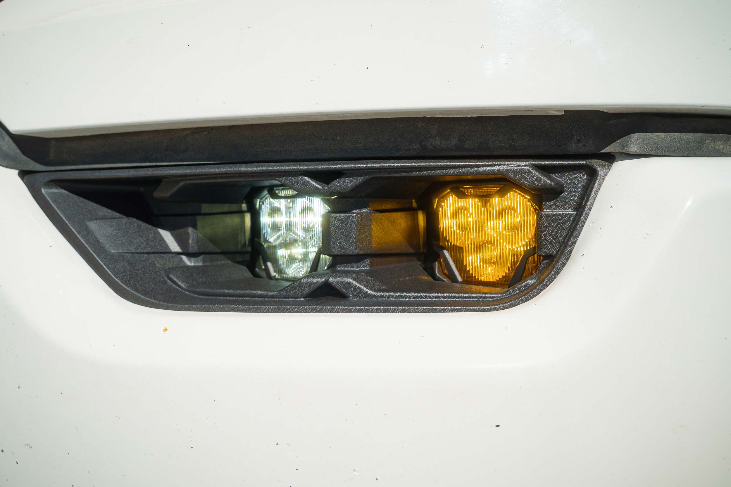 21-23 F-150 OE LED 4Banger Fog Light Kit: NCS Dual Color