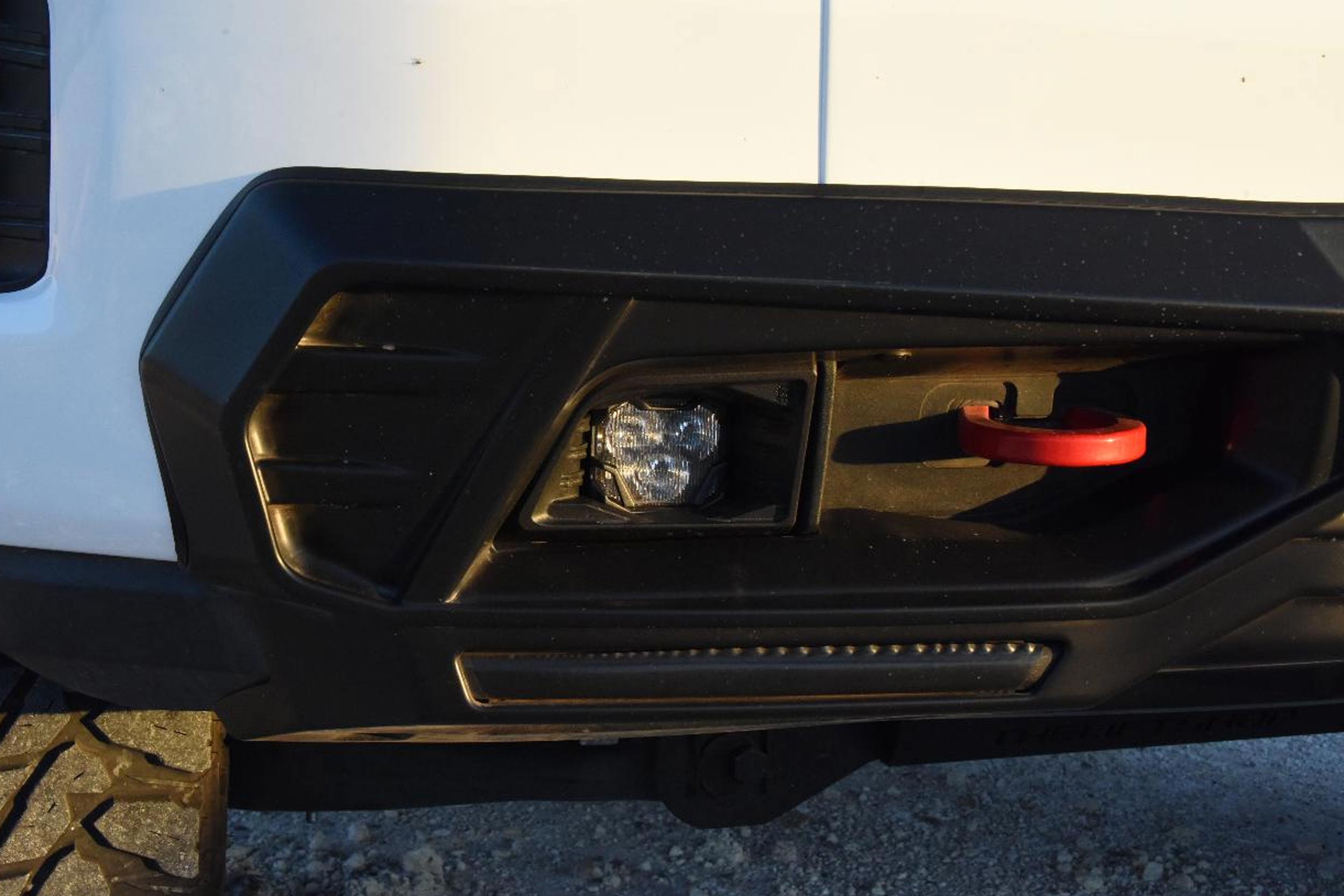 19-21 Silverado 1500 / 20-23 Silverado HD 4Banger Fog Light Kit: HXB White