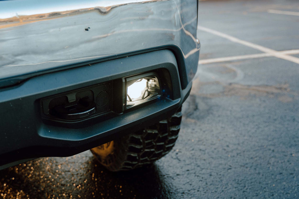 19-21 Silverado 1500 / 20-23 Silverado HD 4Banger Fog Light Kit: NCS Yellow