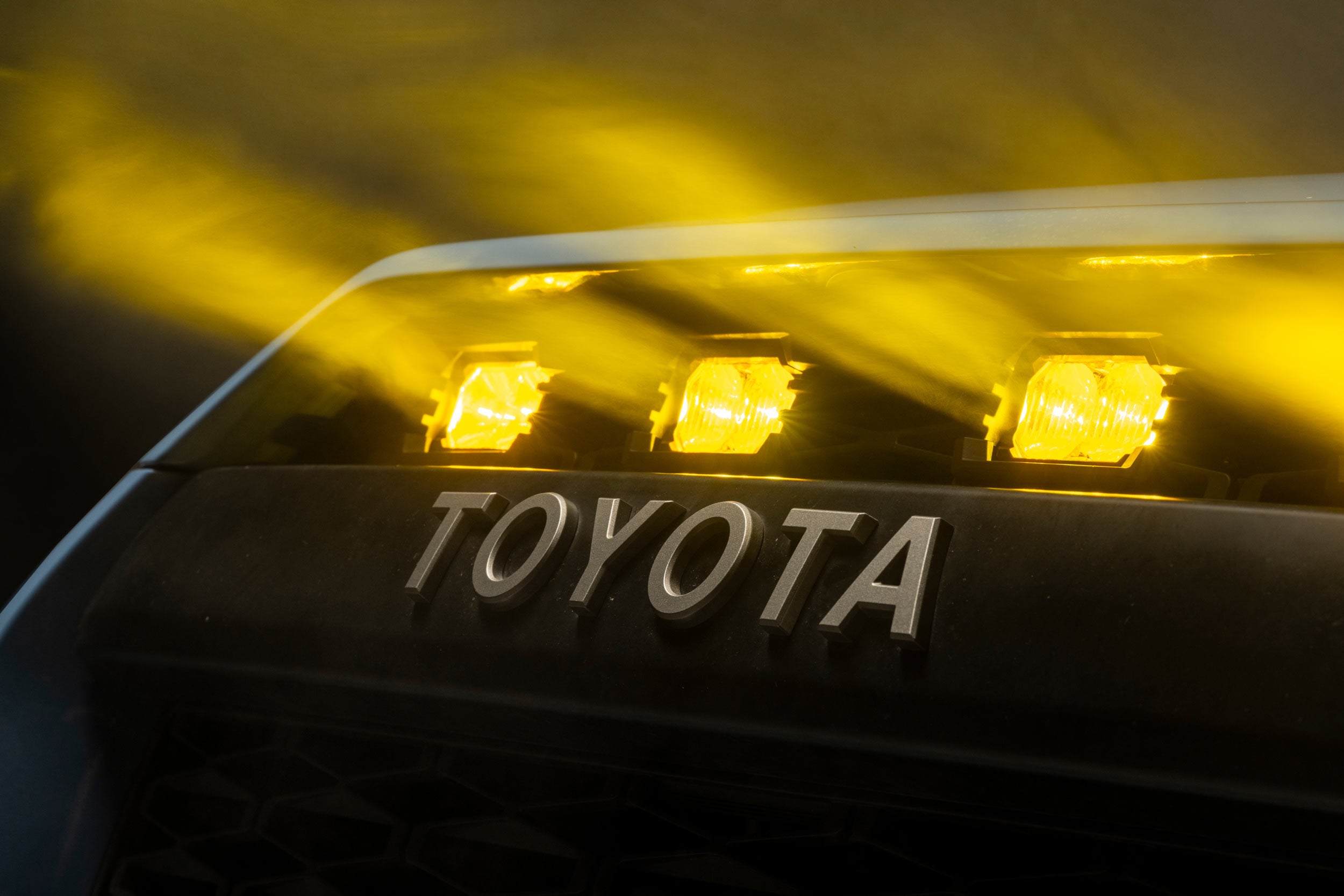 XBG LED Grille: 14-24 Toyota 4Runner