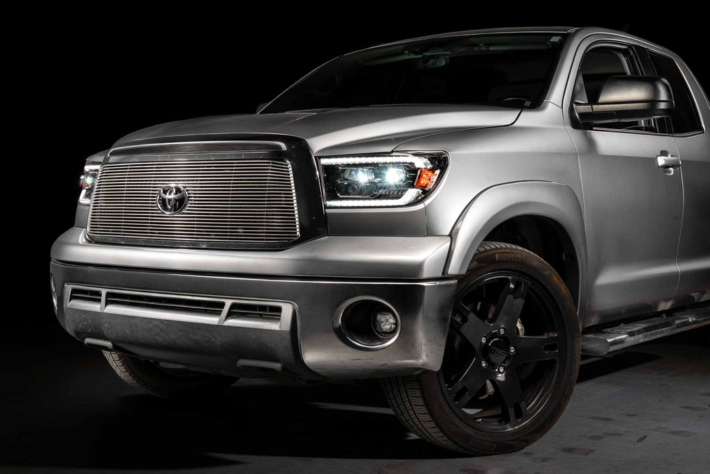 XB Evo Hybrid Headlights: 07-13 Tundra / 08-17 Sequoia (Set)