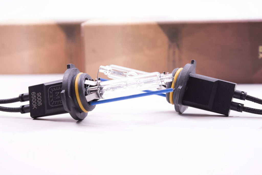 9006: XB 4000K HID Bulbs (Pair)