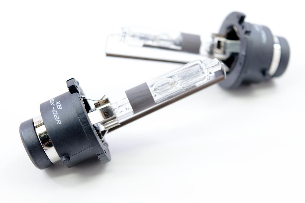 D2R: XB 4300K HID Bulbs (Pair)