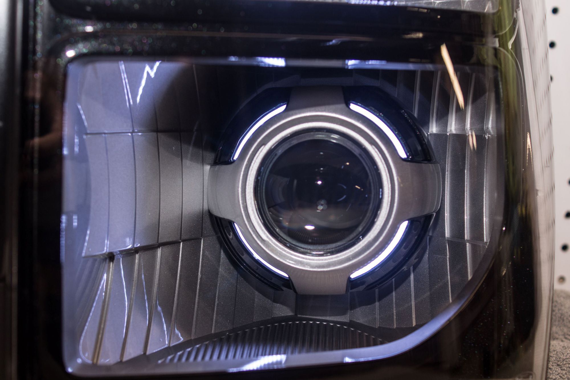 Apollo 2.0 Full Circle Projector Shroud