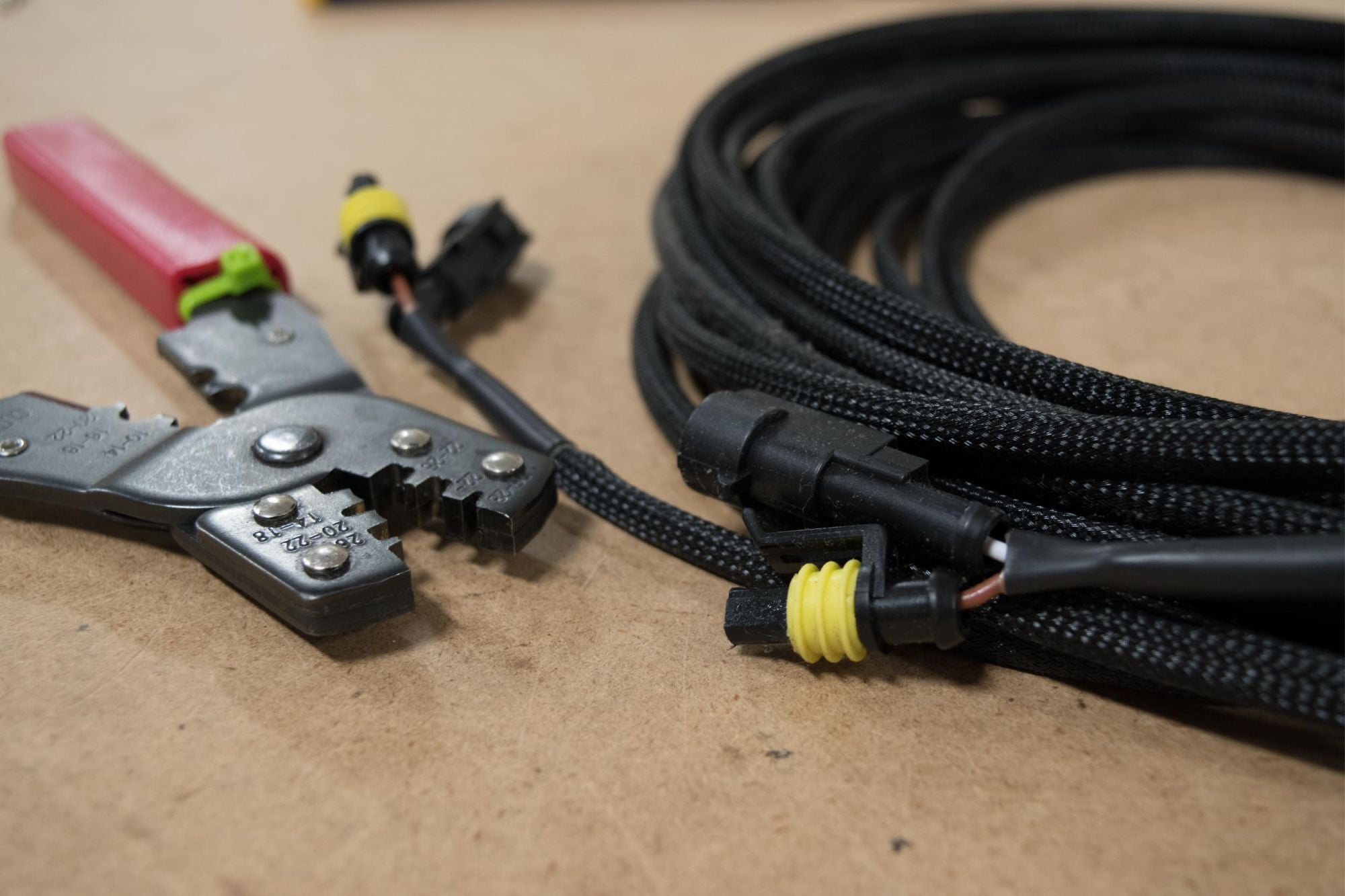 Connector: Female AMP