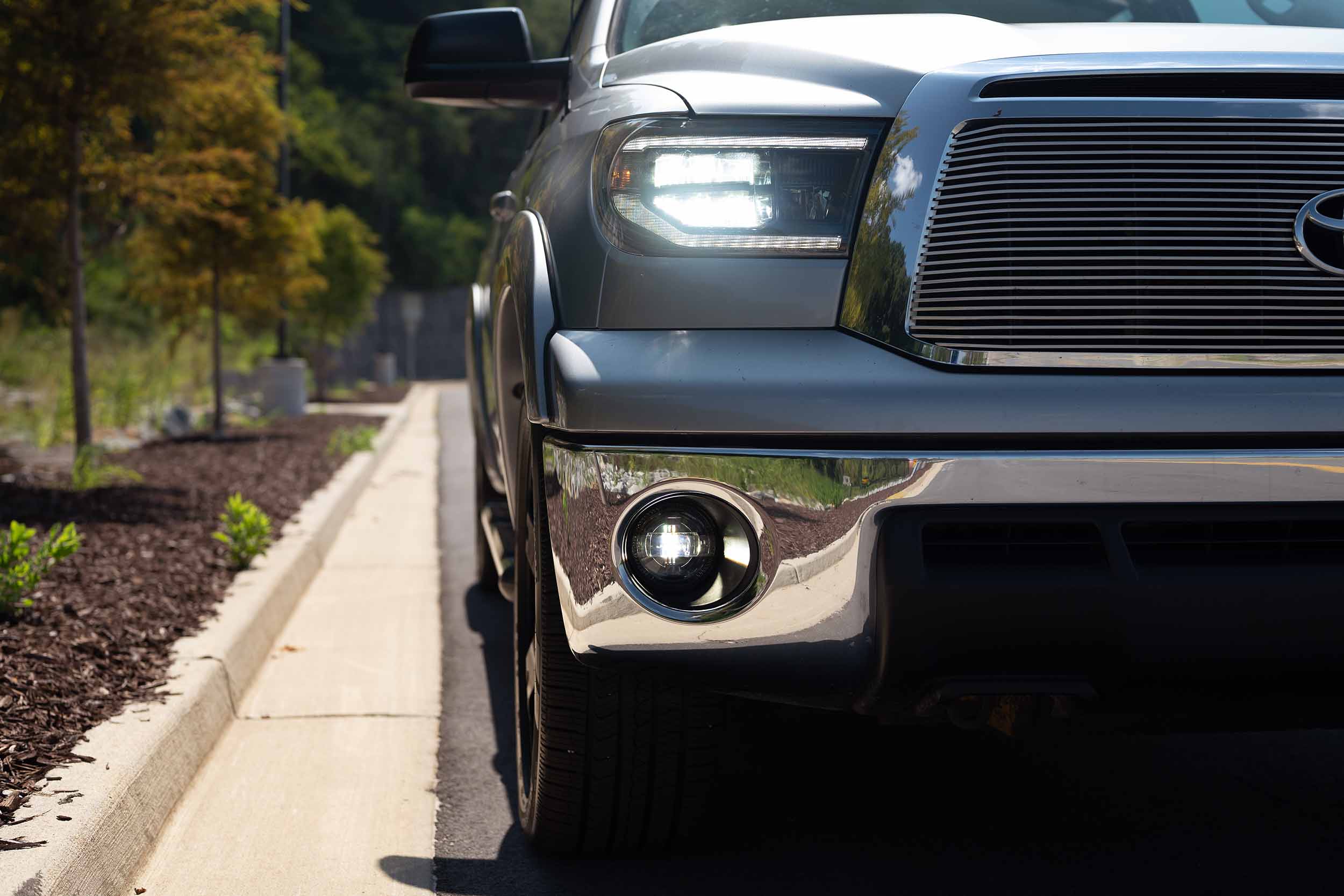 XB LED Fogs: Type T2 (Set)