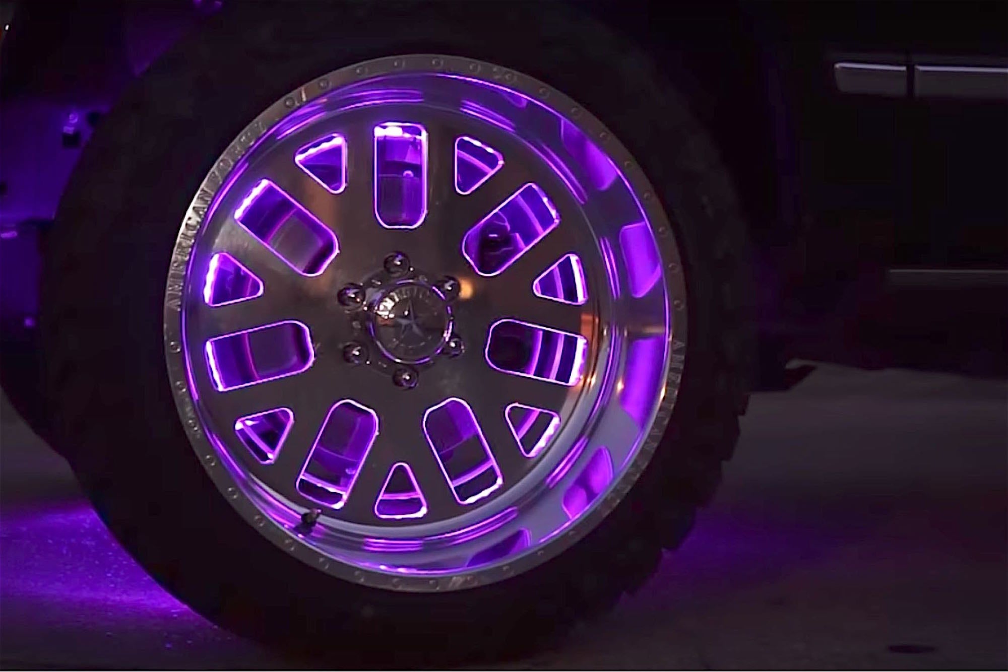 Profile Pixel Wheel Rings: 14in (4 Pc Set / RGBW)