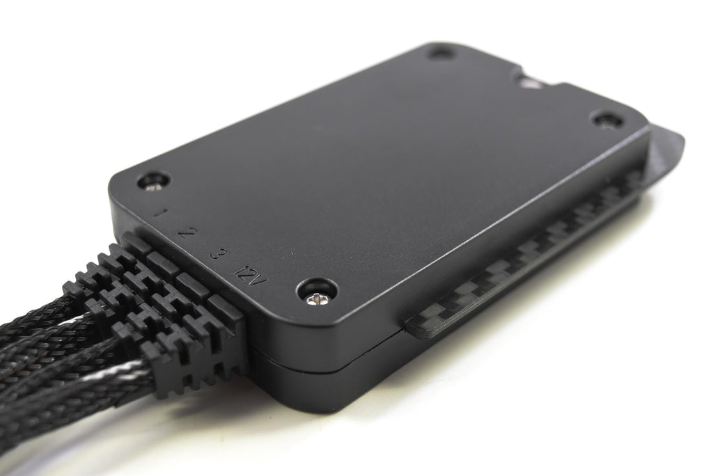 RGBW Controller: XBT (1x5 / 2x4 Wire Universal Standard)