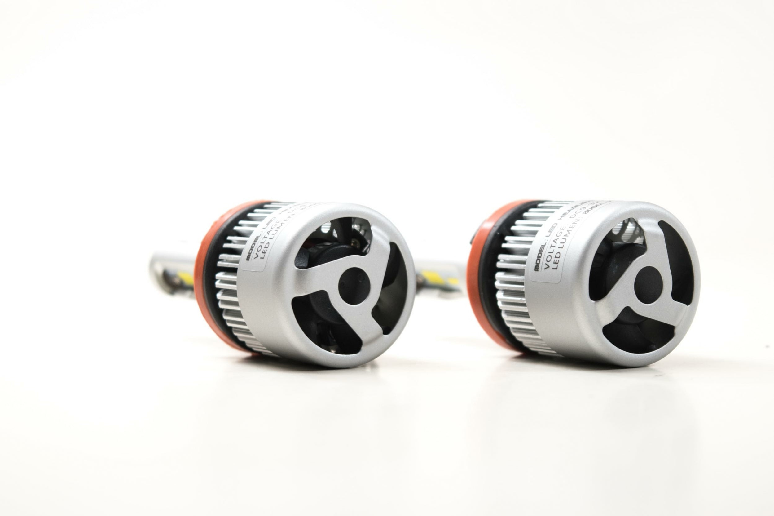 H15: S-V.4 LED Bulb (Pair)