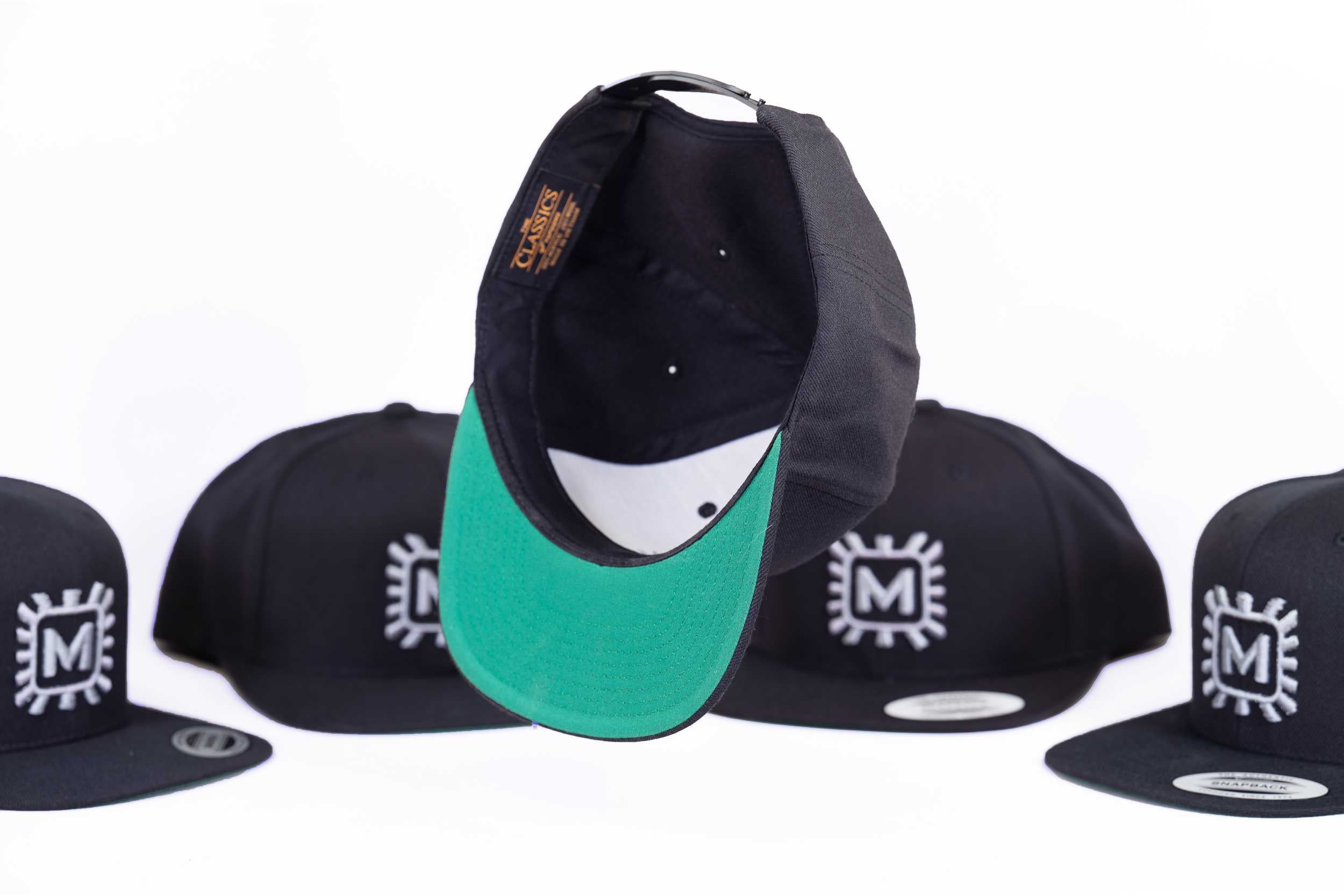 Hat: (Black / Snap Back)
