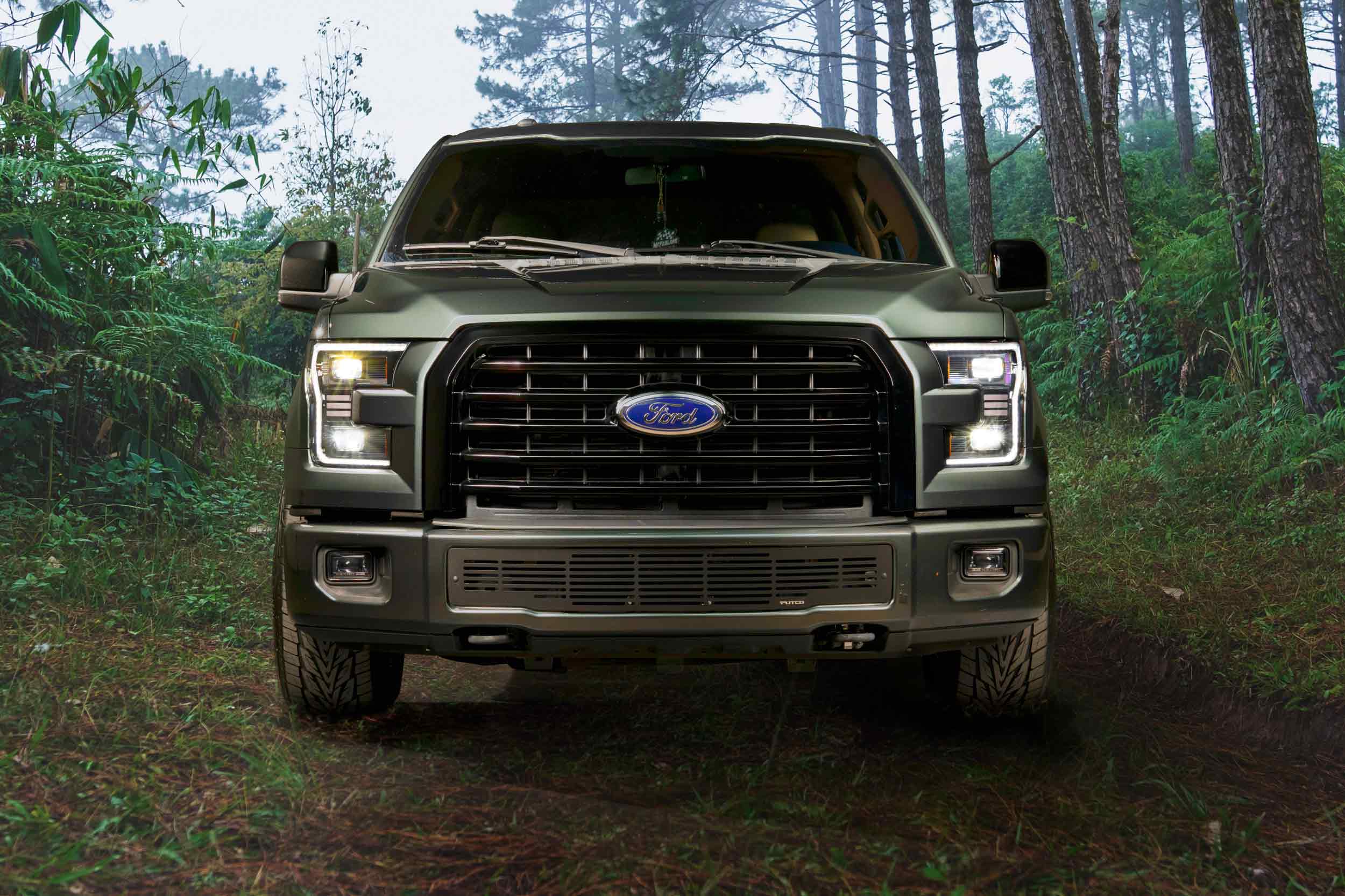 XB Hybrid LED Headlights: Ford F-150 (15-17 / Set)