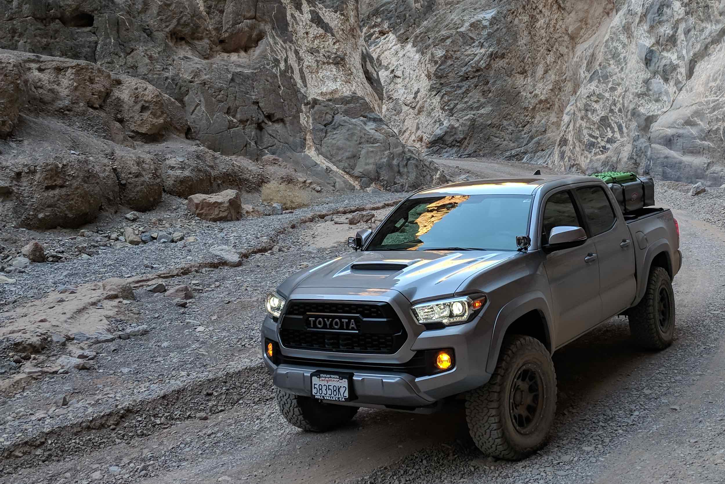 Gravity G4 Fogs: Toyota Tacoma Tundra/4Runner/Tacoma (14-20) (Set / White)