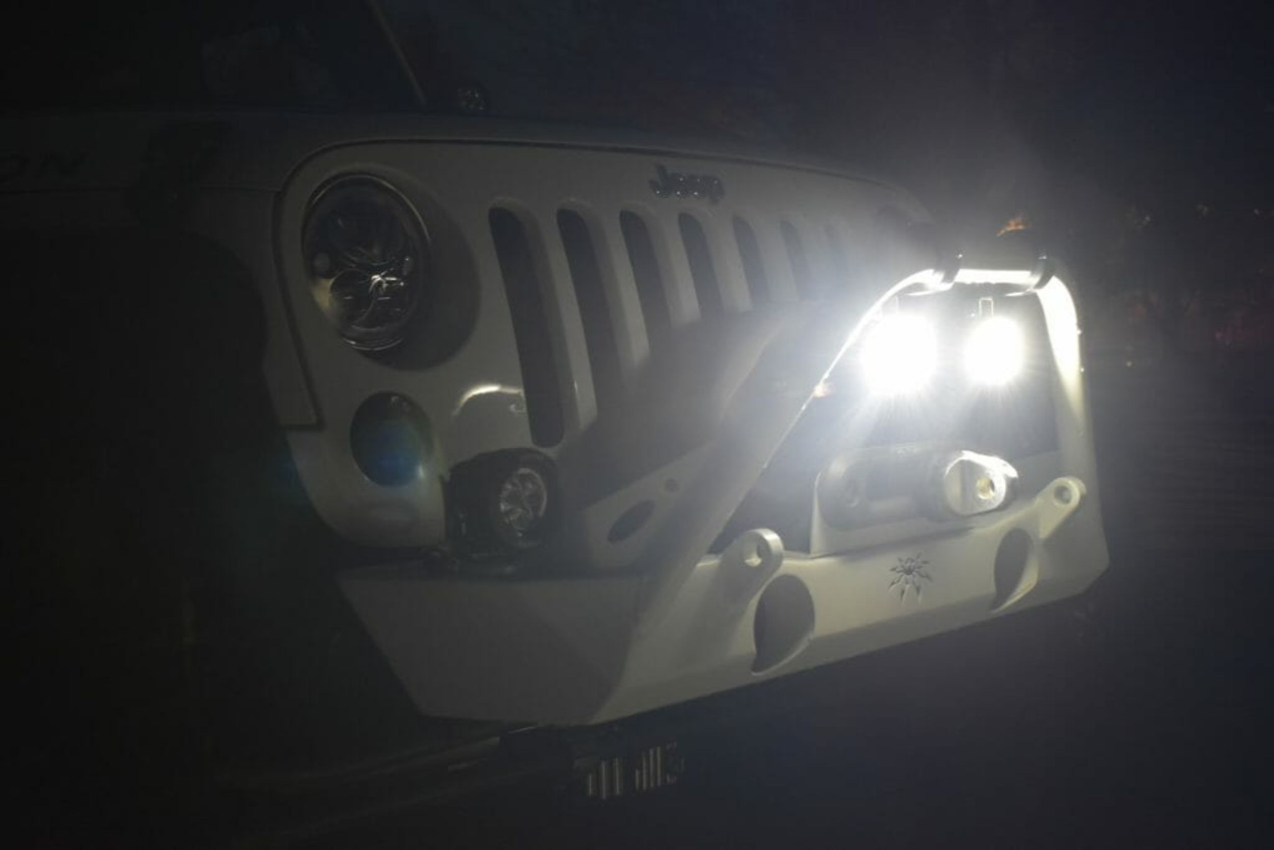 Vision X Duralux LED Work Light: Mini (6 LED / 60 Degree Beam / Flush Mount)