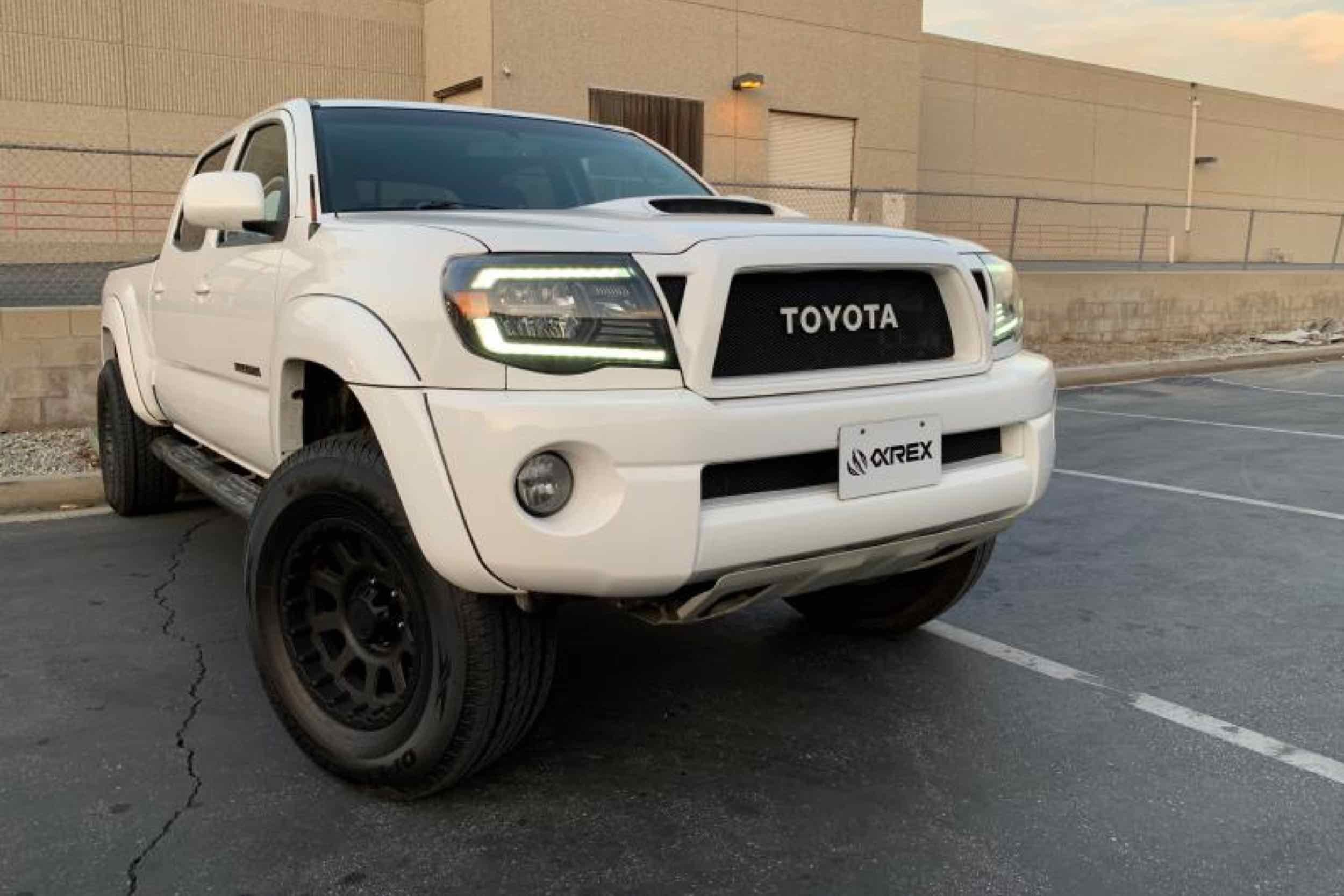 ARex Luxx LED Headlights: Toyota Tacoma (05-11) - Black (Reflector / Set)