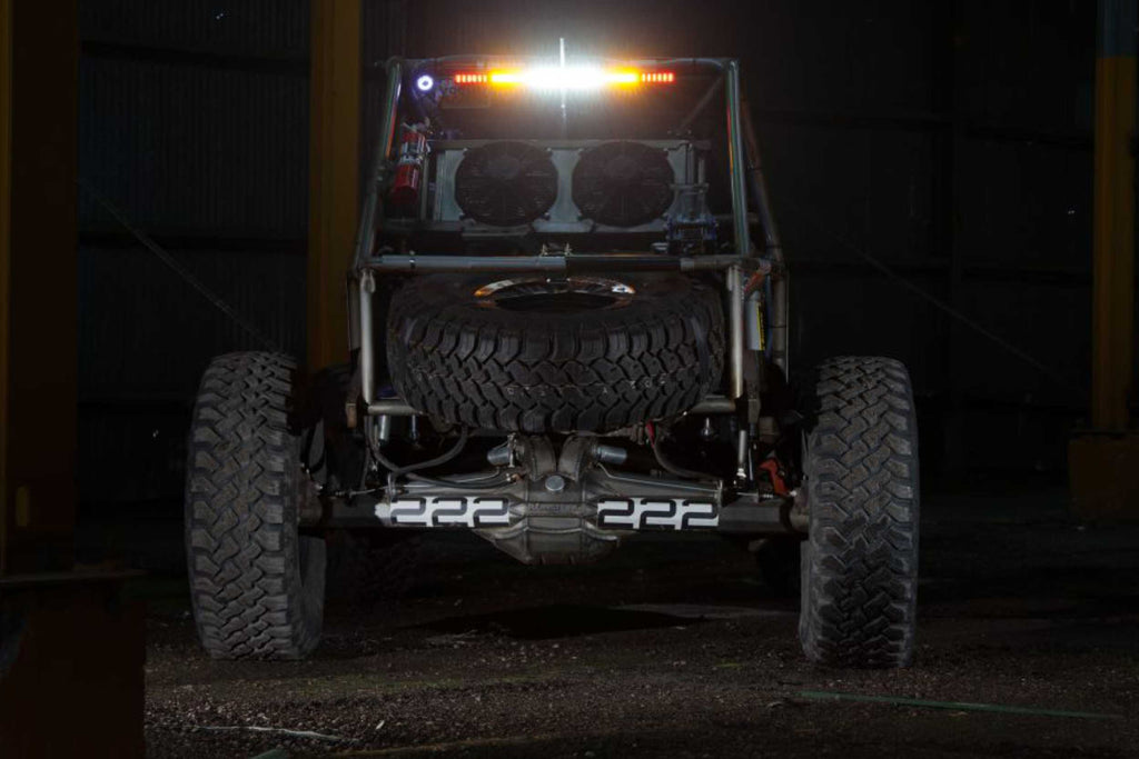 KC Hilites Chase / Race LED Light Bar: (28in / Rear-Facing)