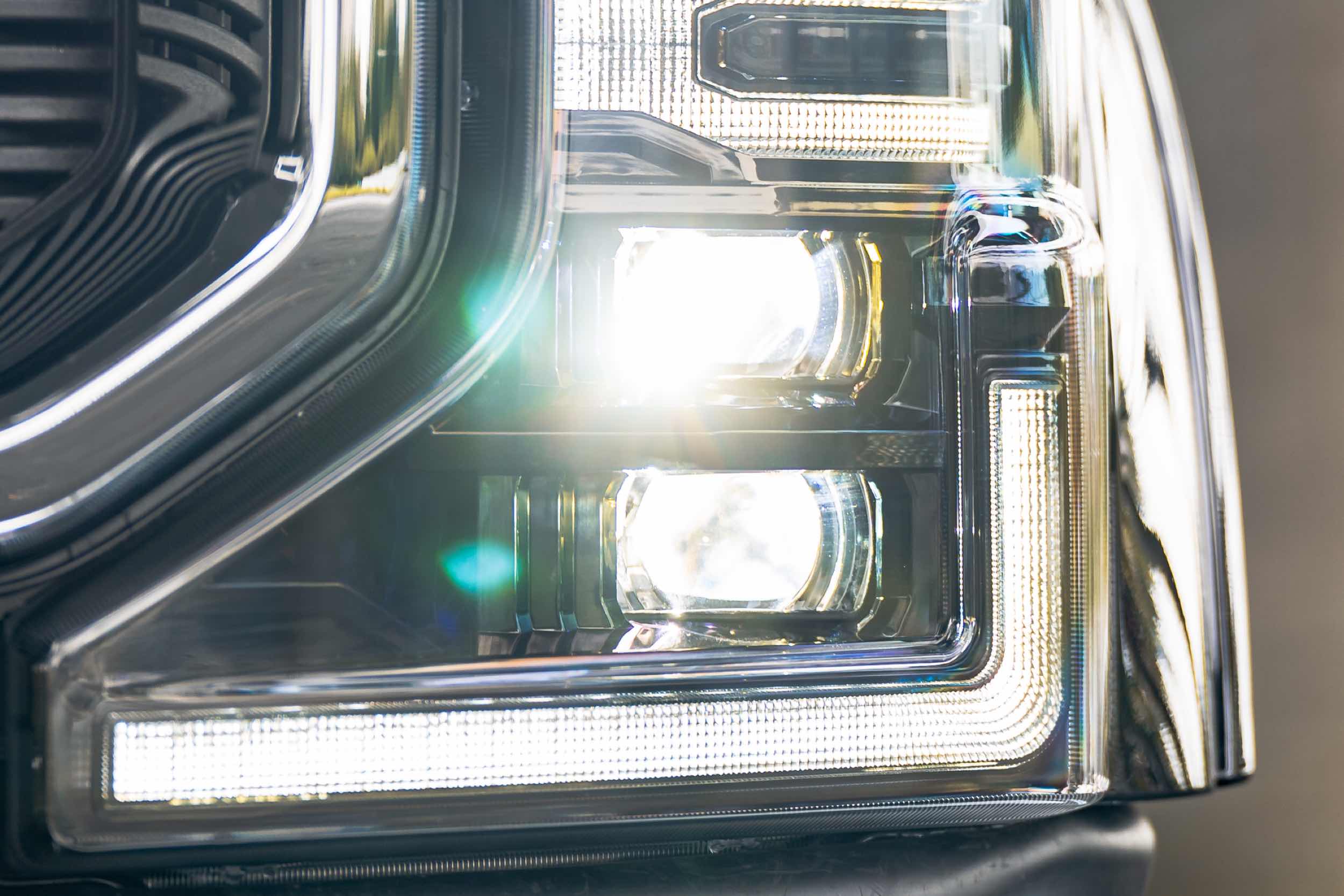 XB LED Headlights: Ford Super Duty (20-22 / White DRL / Set)