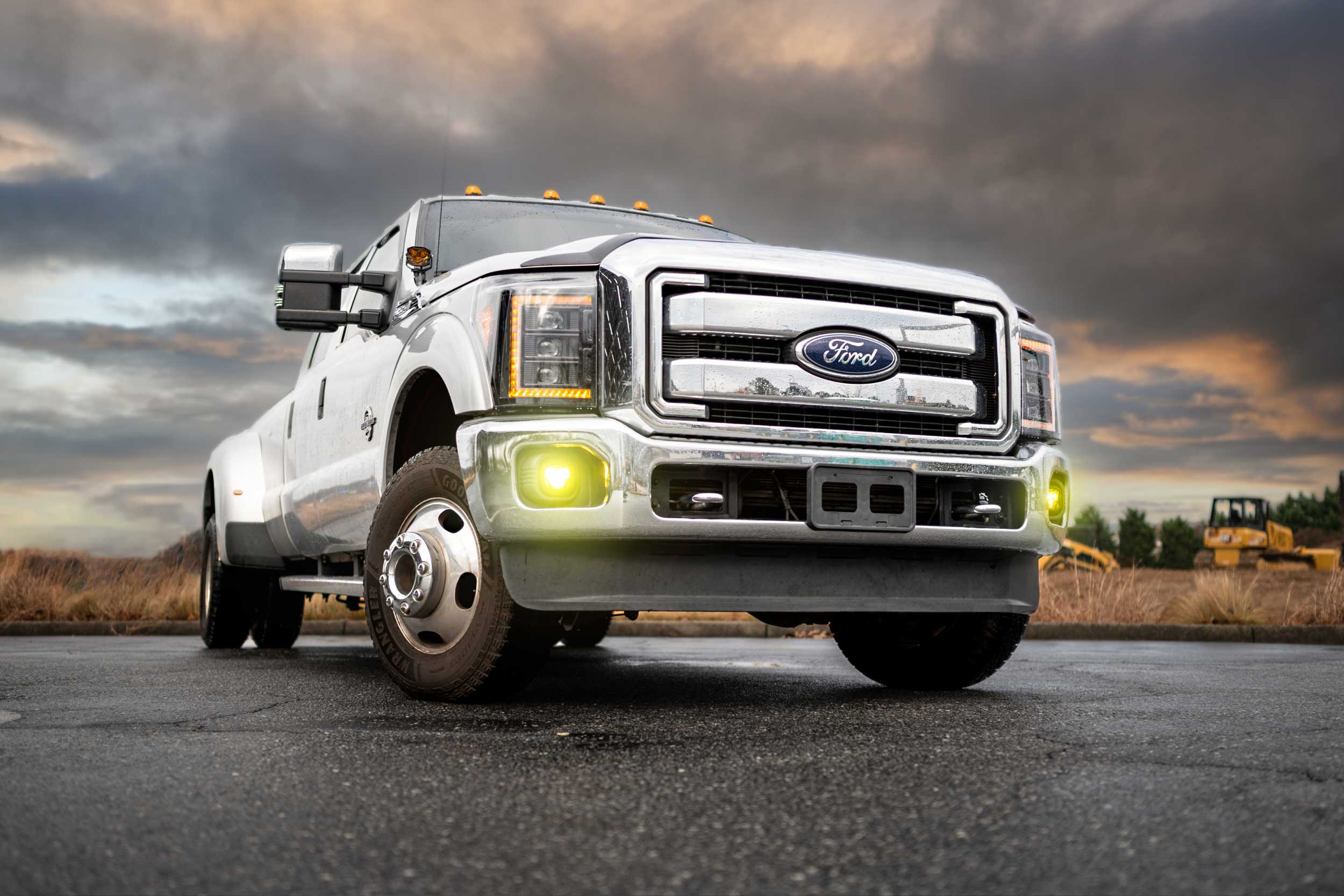 4Banger Fog Lights: 99-16 Super Duty (NCS Yellow SAE Wide Beam)
