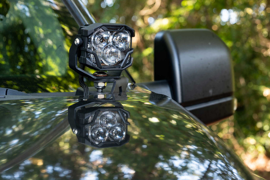 Morimoto 4Banger Ditch Light Kit: 07-13 Silverado (NCS White Combo Beam)