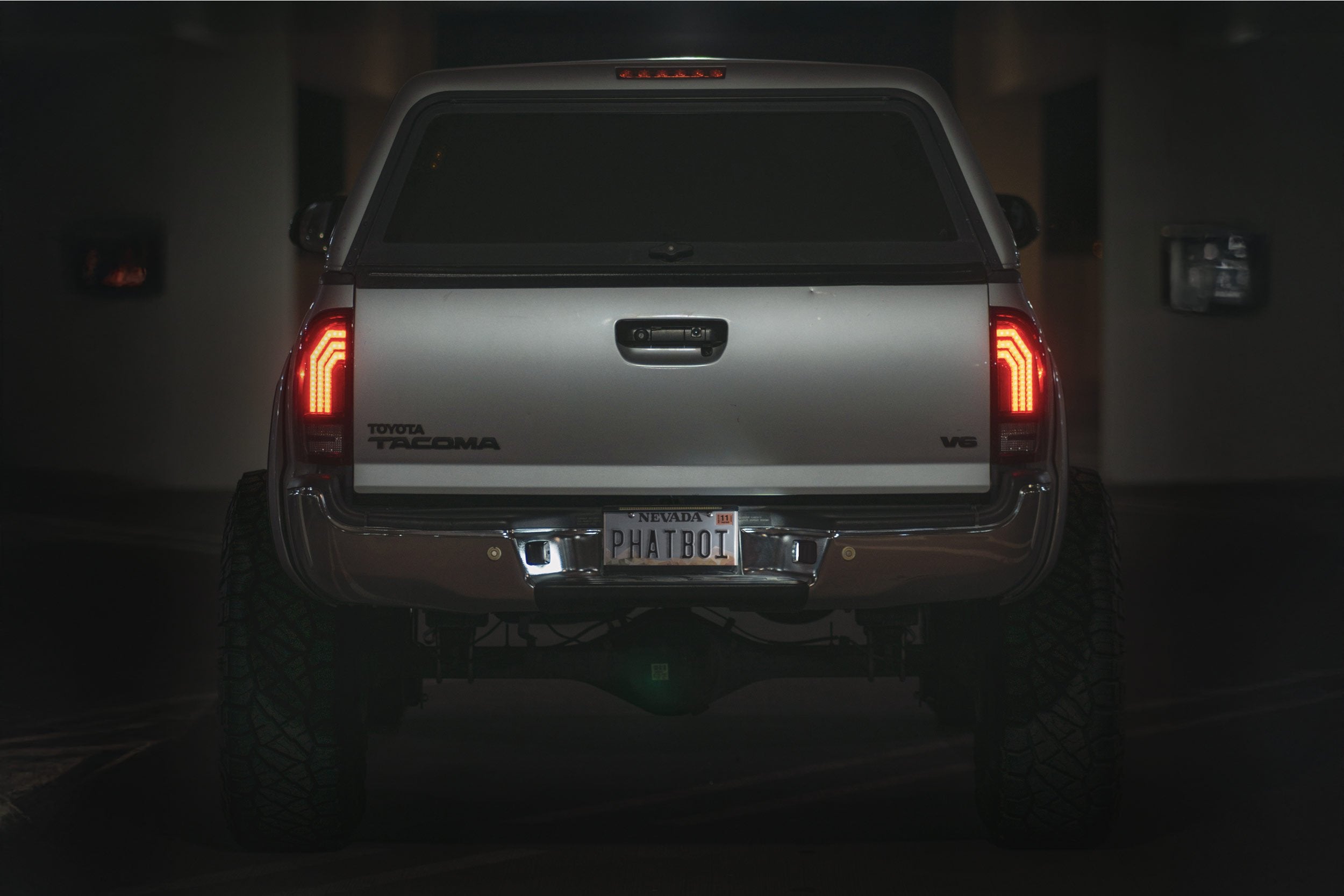 XB LED Tail Lights: Toyota Tacoma (05-15 / Red Lens / Set)